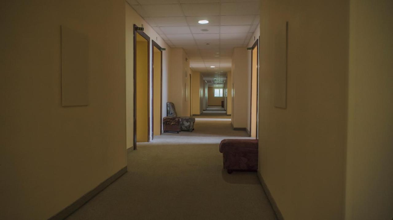 Park Hotel Persey Warna Zewnętrze zdjęcie