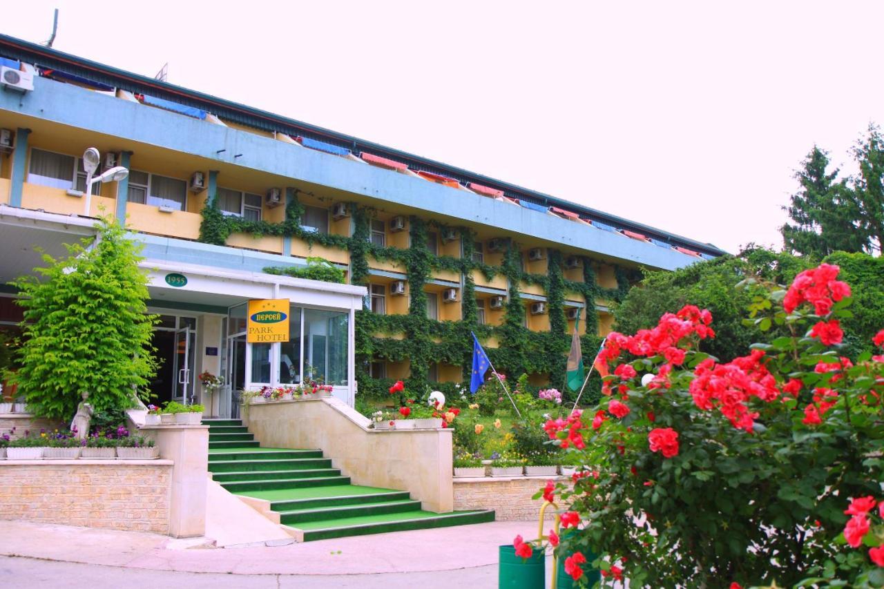 Park Hotel Persey Warna Zewnętrze zdjęcie