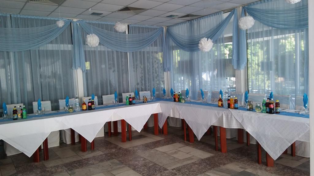 Park Hotel Persey Warna Zewnętrze zdjęcie