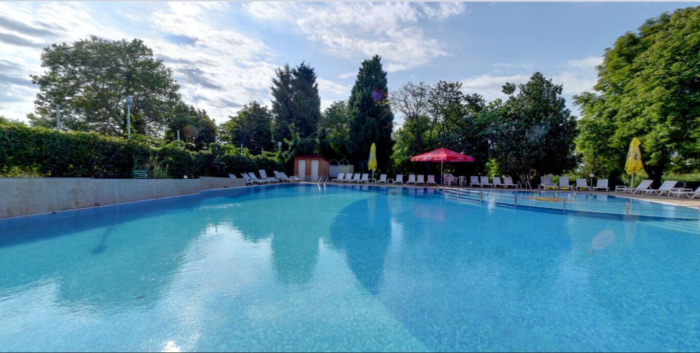 Park Hotel Persey Warna Zewnętrze zdjęcie